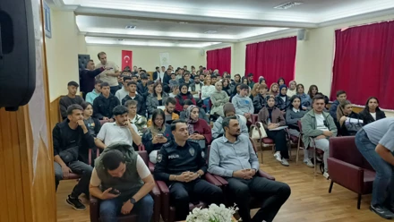 Bağımlılıkla Mücadele kapsamında "Narko Gençlik" Semineri